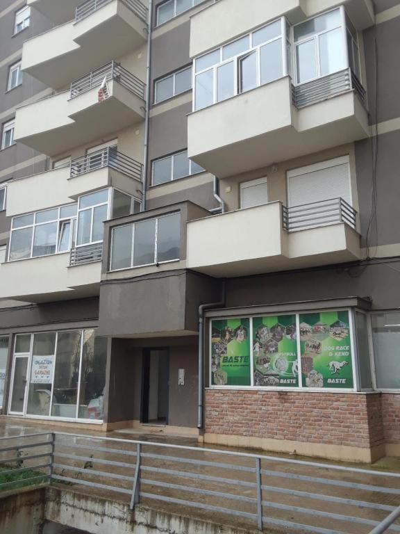 Silver Apartament Korce Exterior photo